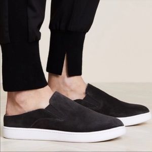 Vince Verrell Slid On Suede Sneaker Size 7